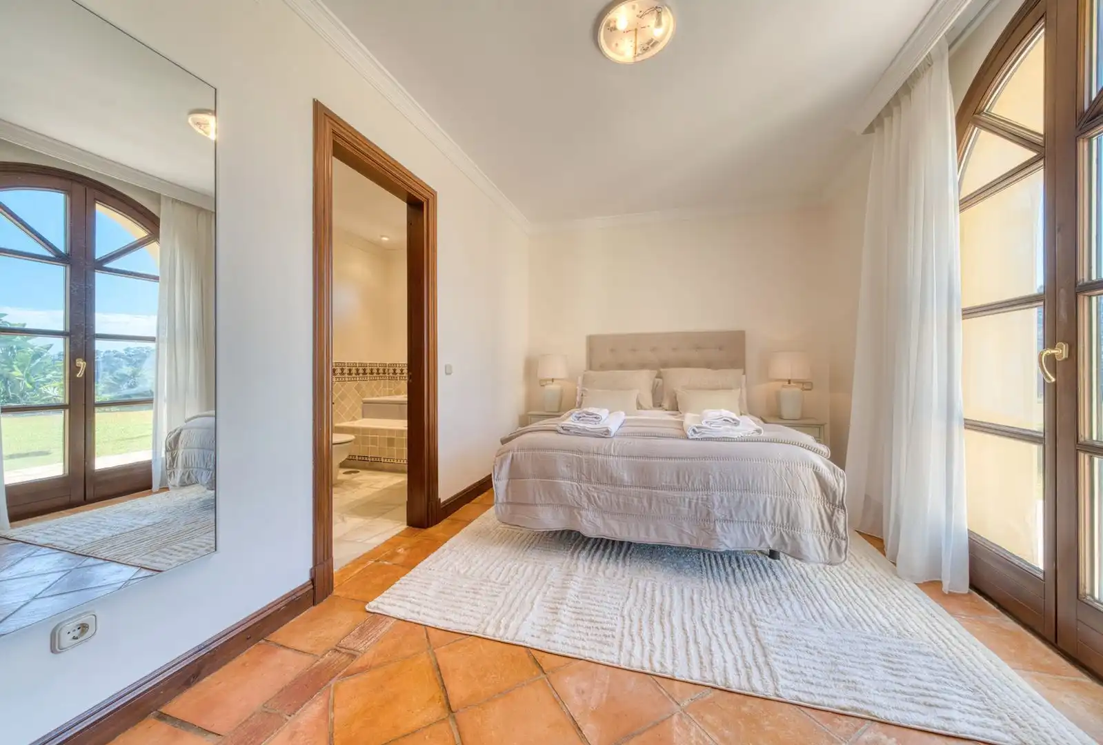 Chalet con piscina en venta en La Zagaleta, imagen 10