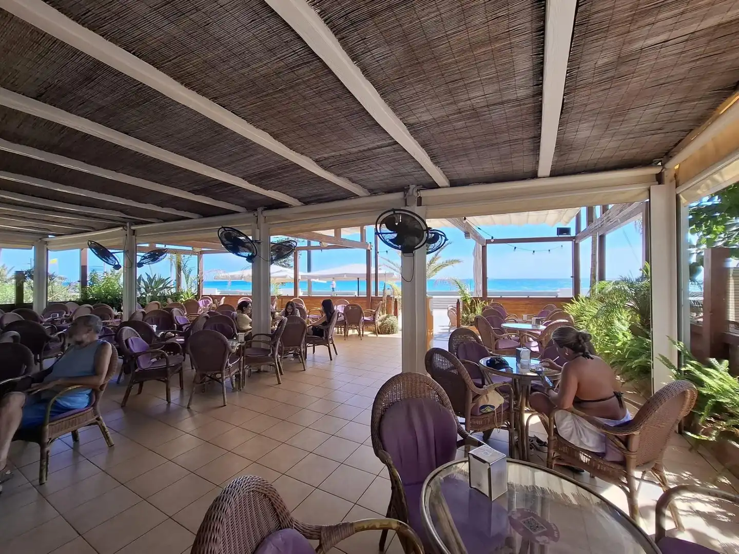 Business premises for transfer in Playa Morro de Gos, imagen 12