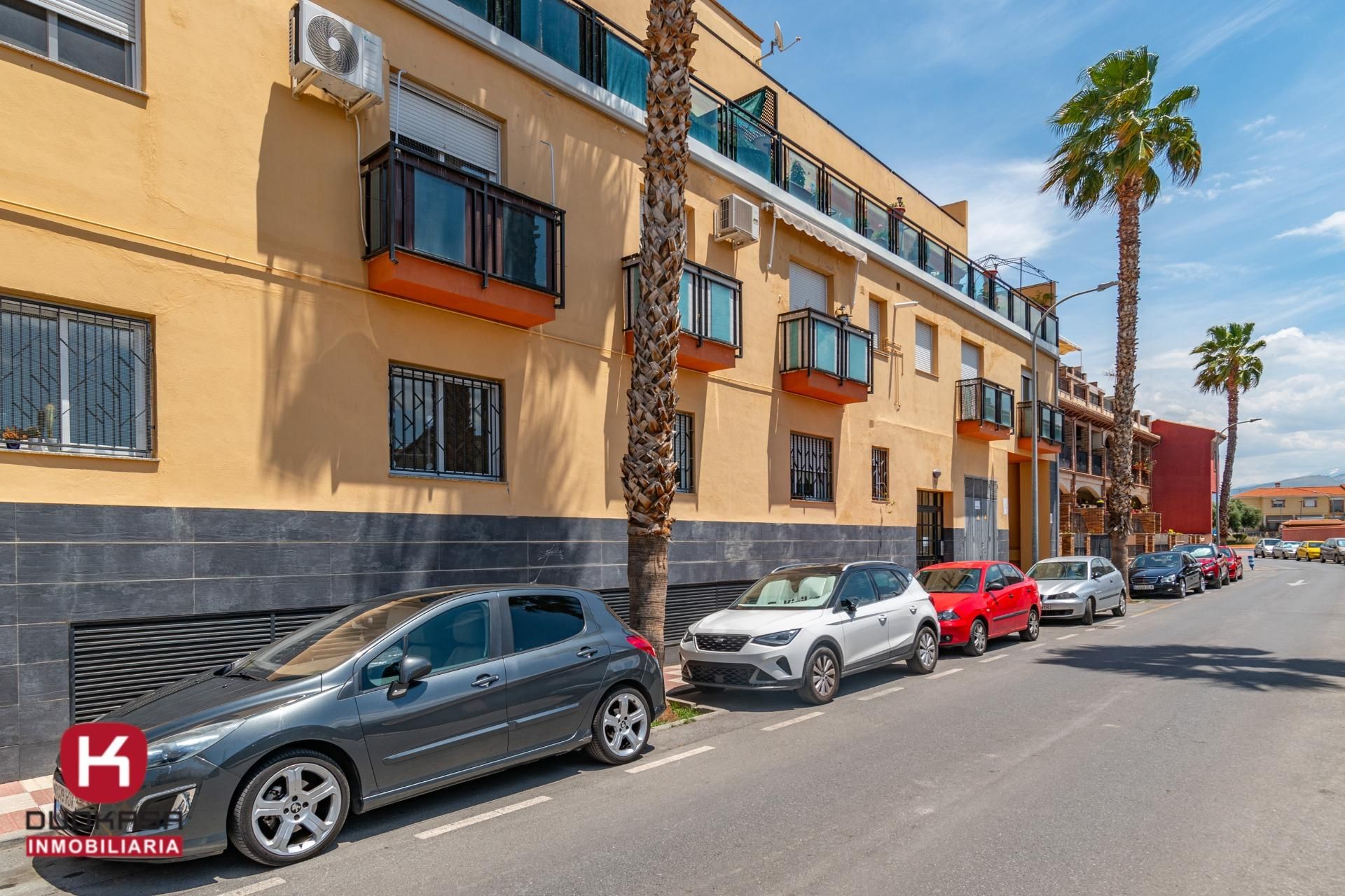 Exterior view of Duplex for sale in Churriana de la Vega  with Heating, Terrace and Storage room