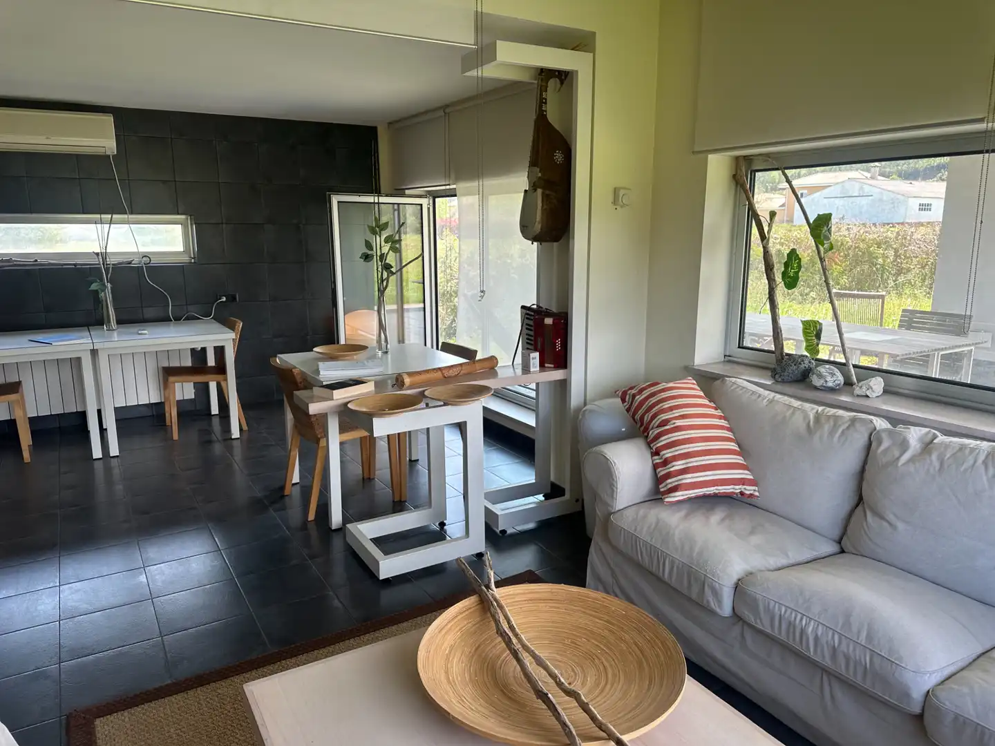 Sala d'estar de Casa o xalet en venda en Cudillero amb Calefacció, Jardí privat i Parquet