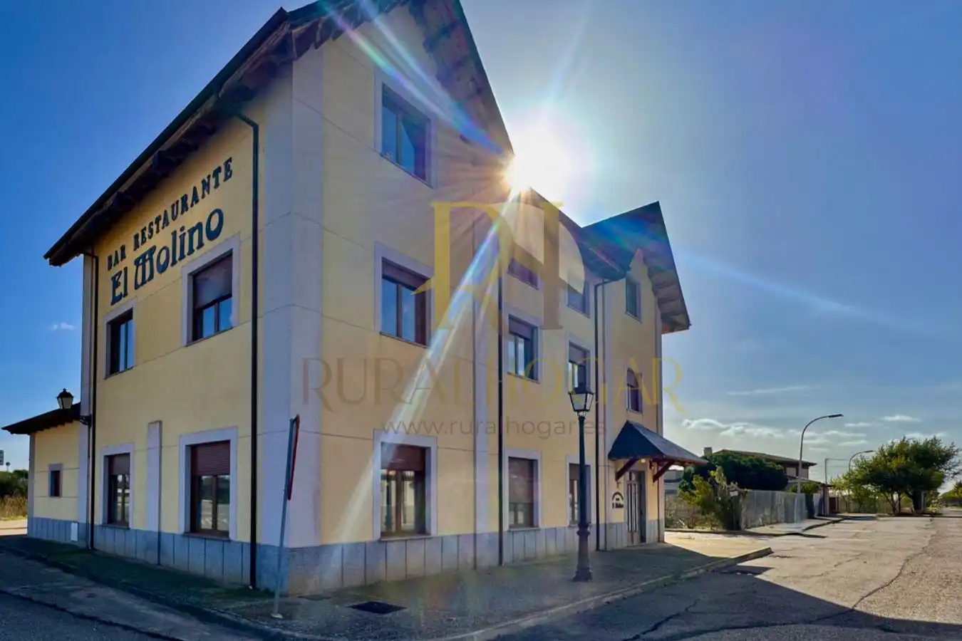 Geschaftsraum zum Verkauf in Carretera Santa María, Villamañán