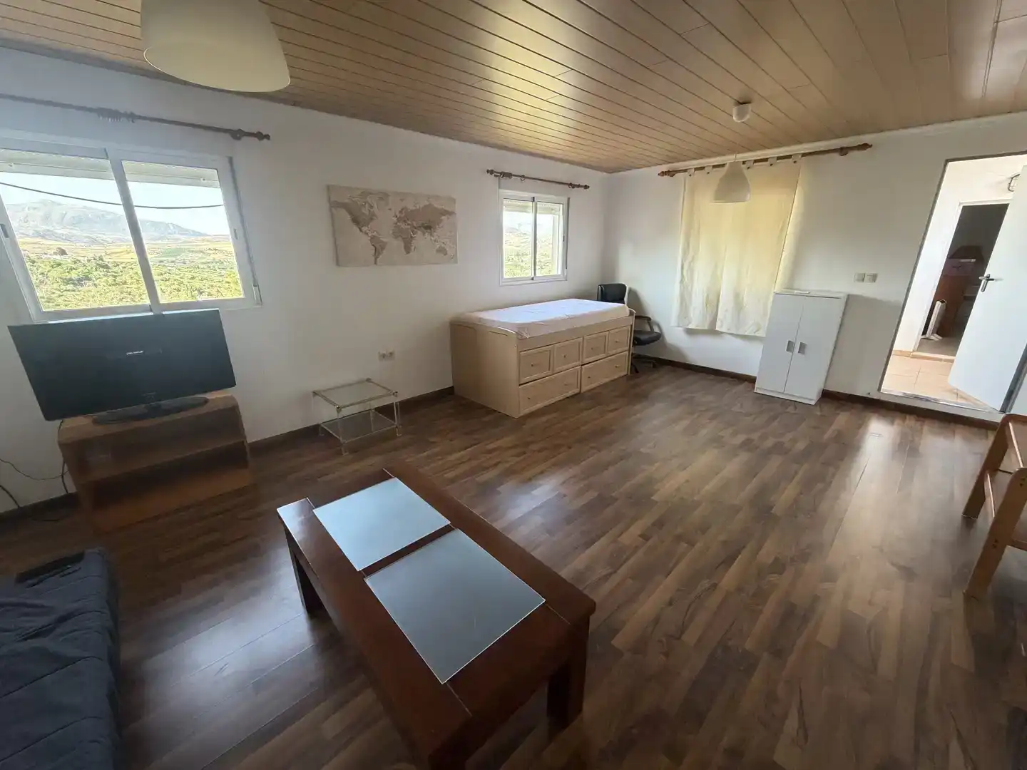 Sala d'estar de Casa adosada per a compartir en Álora, Málaga