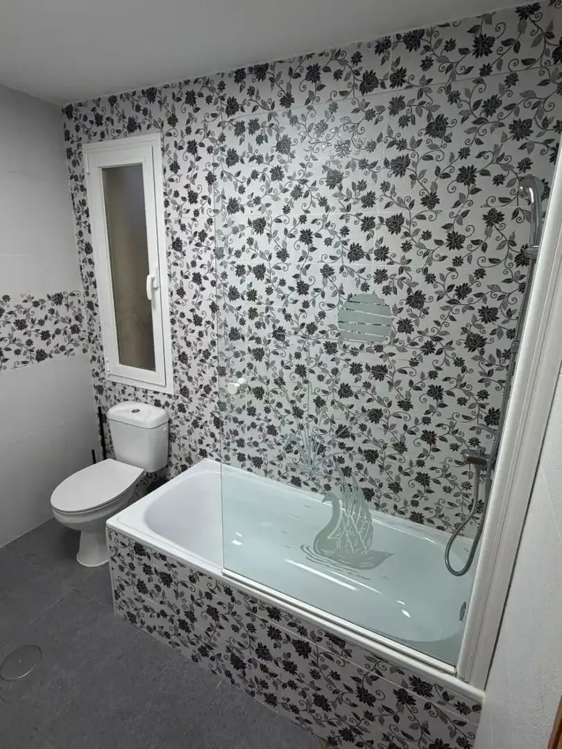 Baño de Piso en venta en Sonseca con Terraza