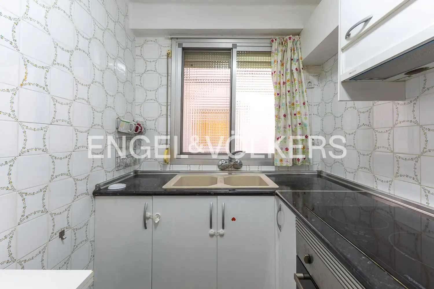 Kitchen of Flat for sale in Poblats Marítims