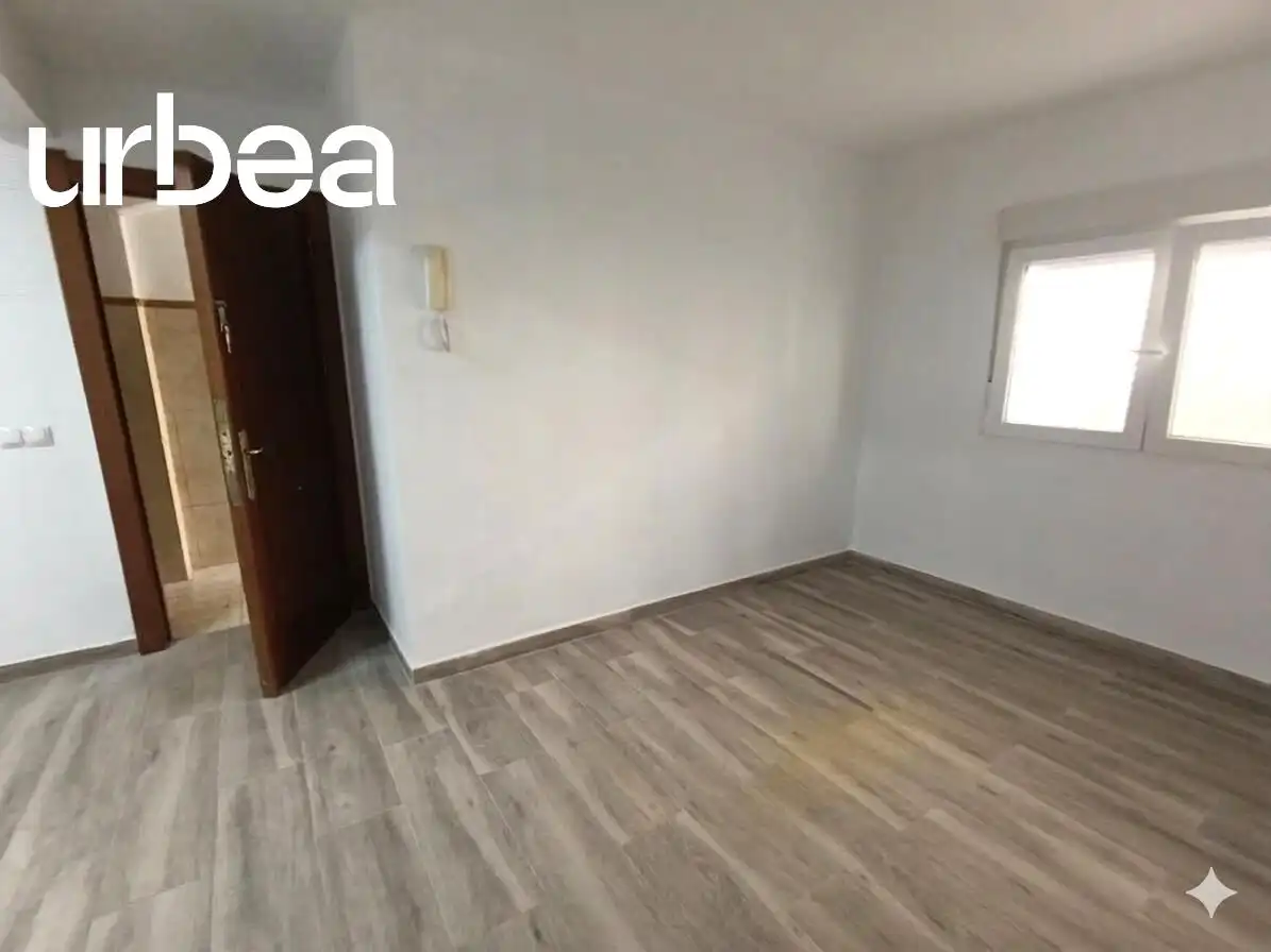 Bedroom of Flat for sale in Málaga