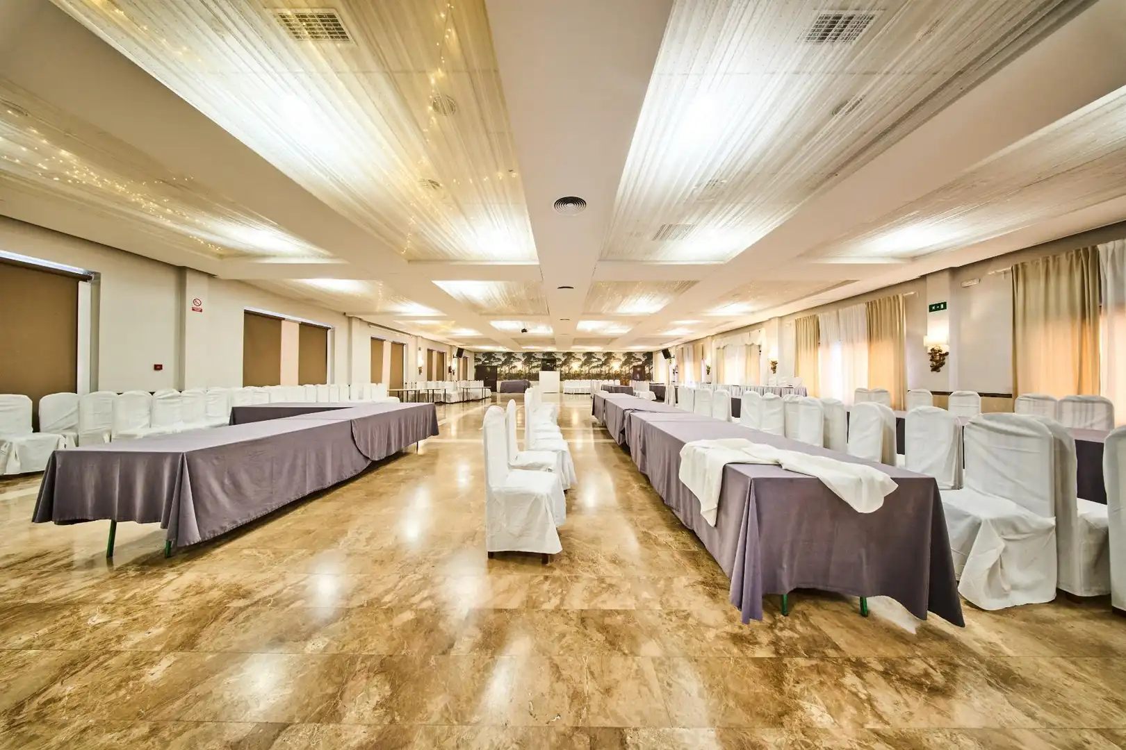 Buildings for sale in Quesada