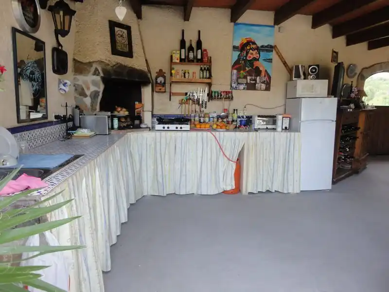 Finca rústica en venta en La Nucia con Aire acondicionado, Jardín privado y Terraza