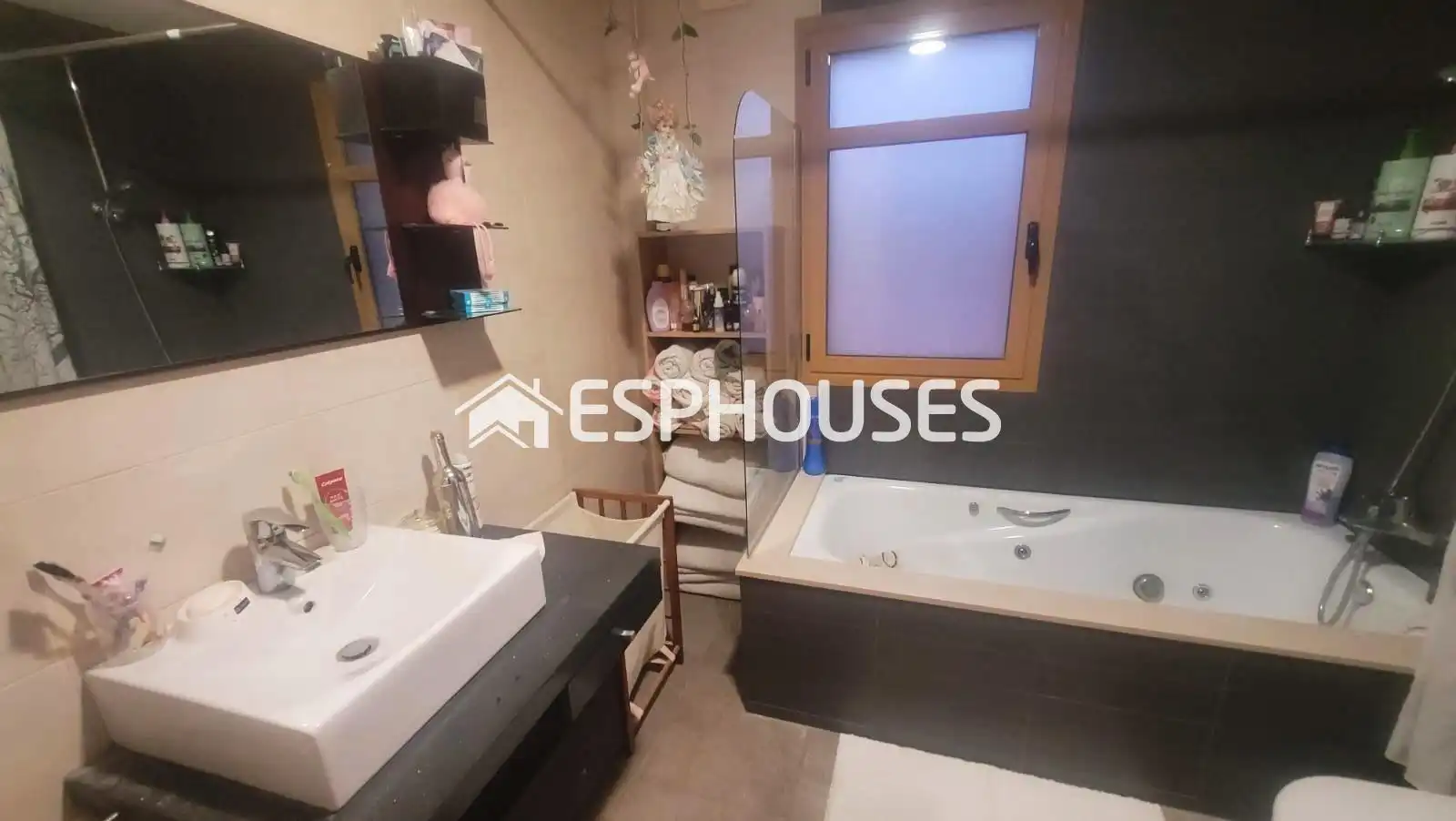 Bathroom of Houses for sale in Finestrat  with Storage room, Swimming Pool and Balcony