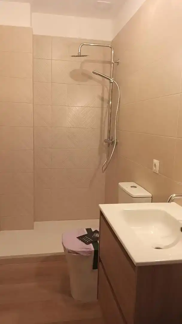 Bany de Apartament en venda en  Huelva Capital amb Aire condicionat i Balcó