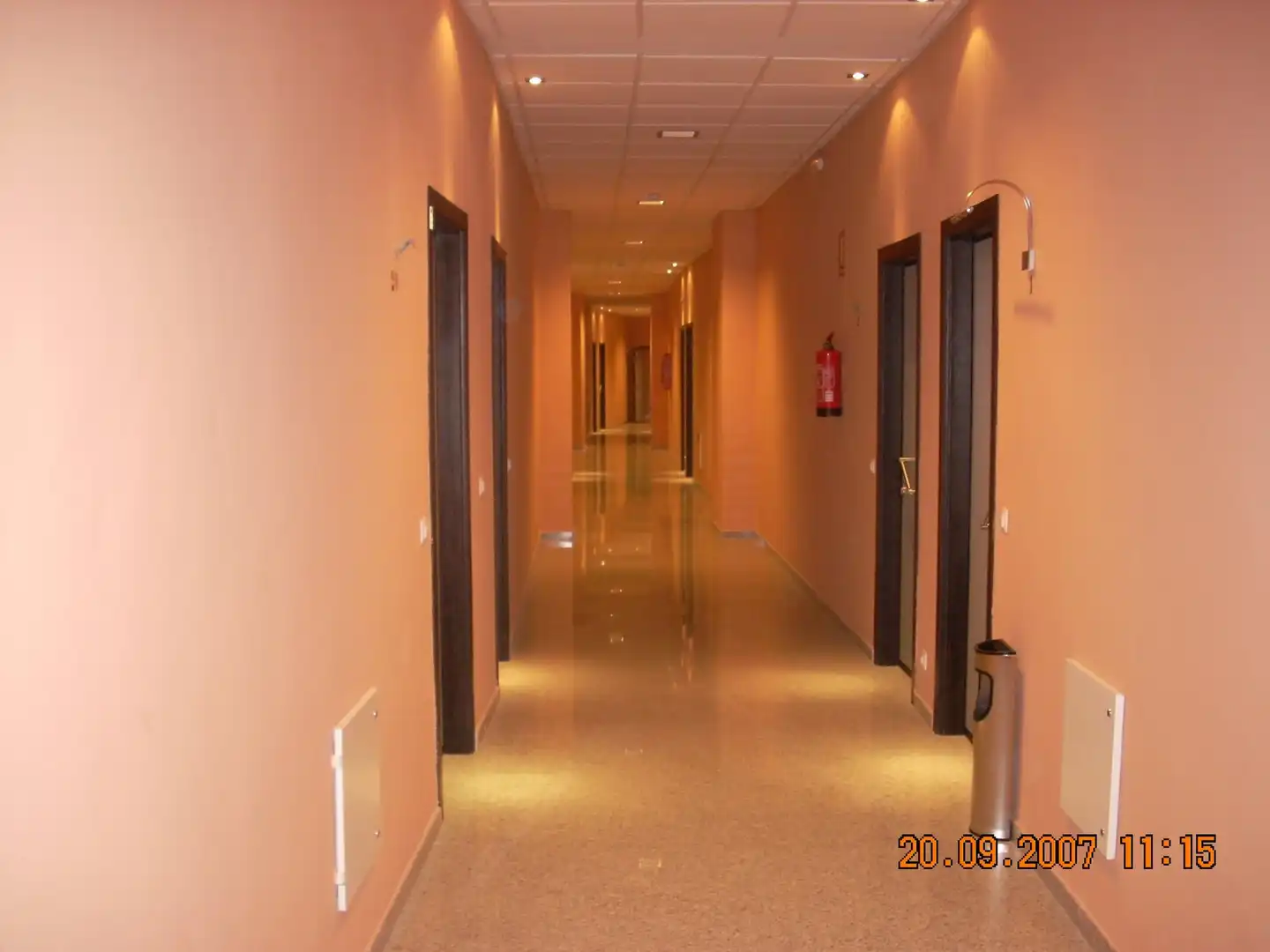Ufficio in affitto a Periurbano Este - Campiña, imagen 6