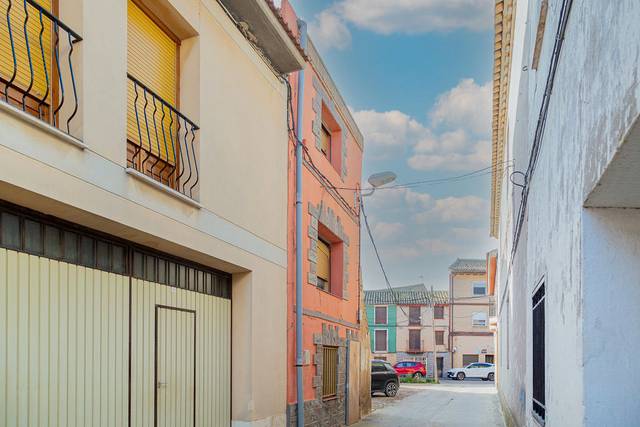 Casa-chalet en Venta en C/ Concepción Arenal nº 2 en Gallur