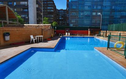 Schwimmbecken von Wohnung zum verkauf in  Madrid Capital mit Klimaanlage