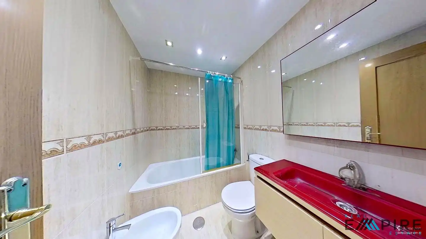 Baño de Casa adosada en venta en Valdemoro con Aire acondicionado, Calefacción y Amueblado