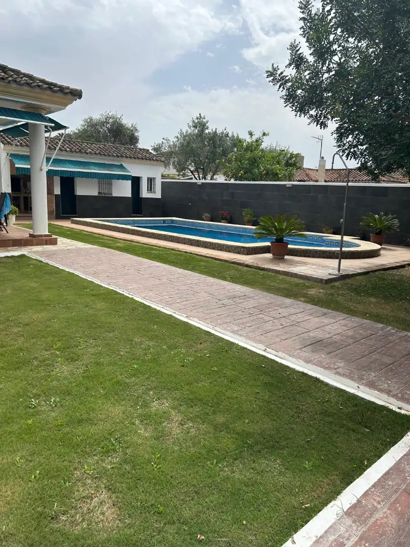 Chalet con piscina en venta en Arcos de la Frontera, imagen 2