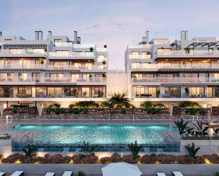 Vista exterior de Apartament en venda en Estepona amb Aire condicionat i Terrassa