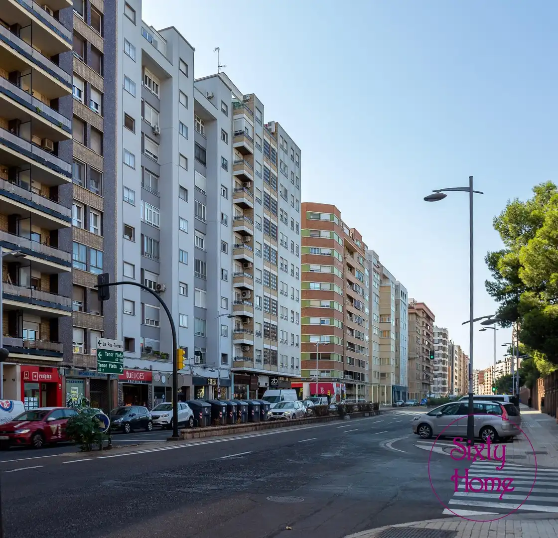 Piso con ascensor en venta en Calle del Tenor Fleta 38