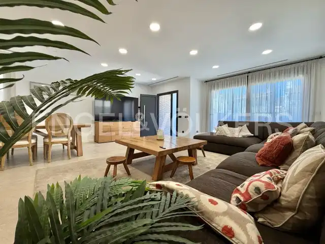 Living room of Houses for sale in Cambrils  with Air Conditioner, Heating and Private garden