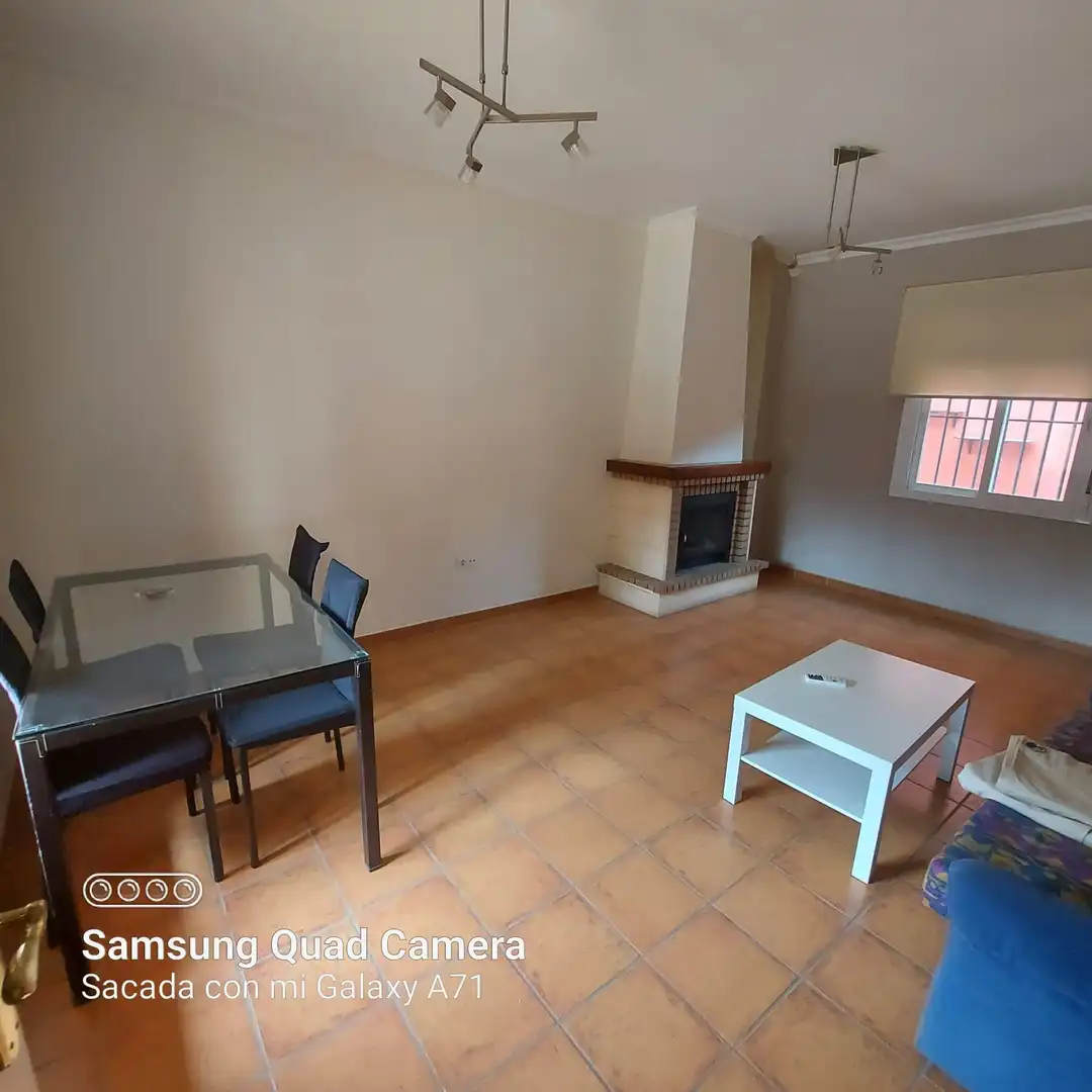 Living room of Houses for rent in Brenes  with Air Conditioner, Heating and Washing machine
