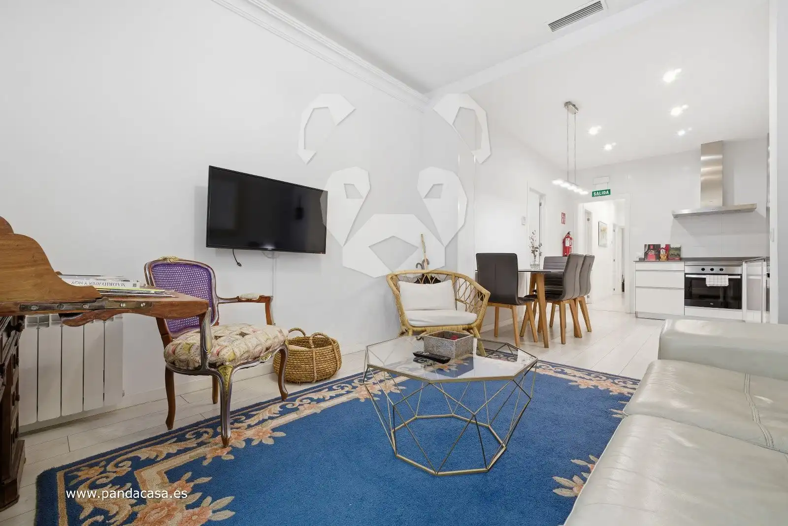 Wohnzimmer von Wohnung zum Verkauf in Madrid mit Klimaanlage, Heizung und Parkett