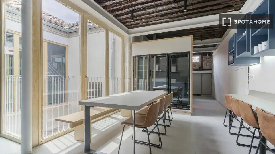 Dining room of Houses for share in Madrid  with Air Conditioner, Terrace and Furnished