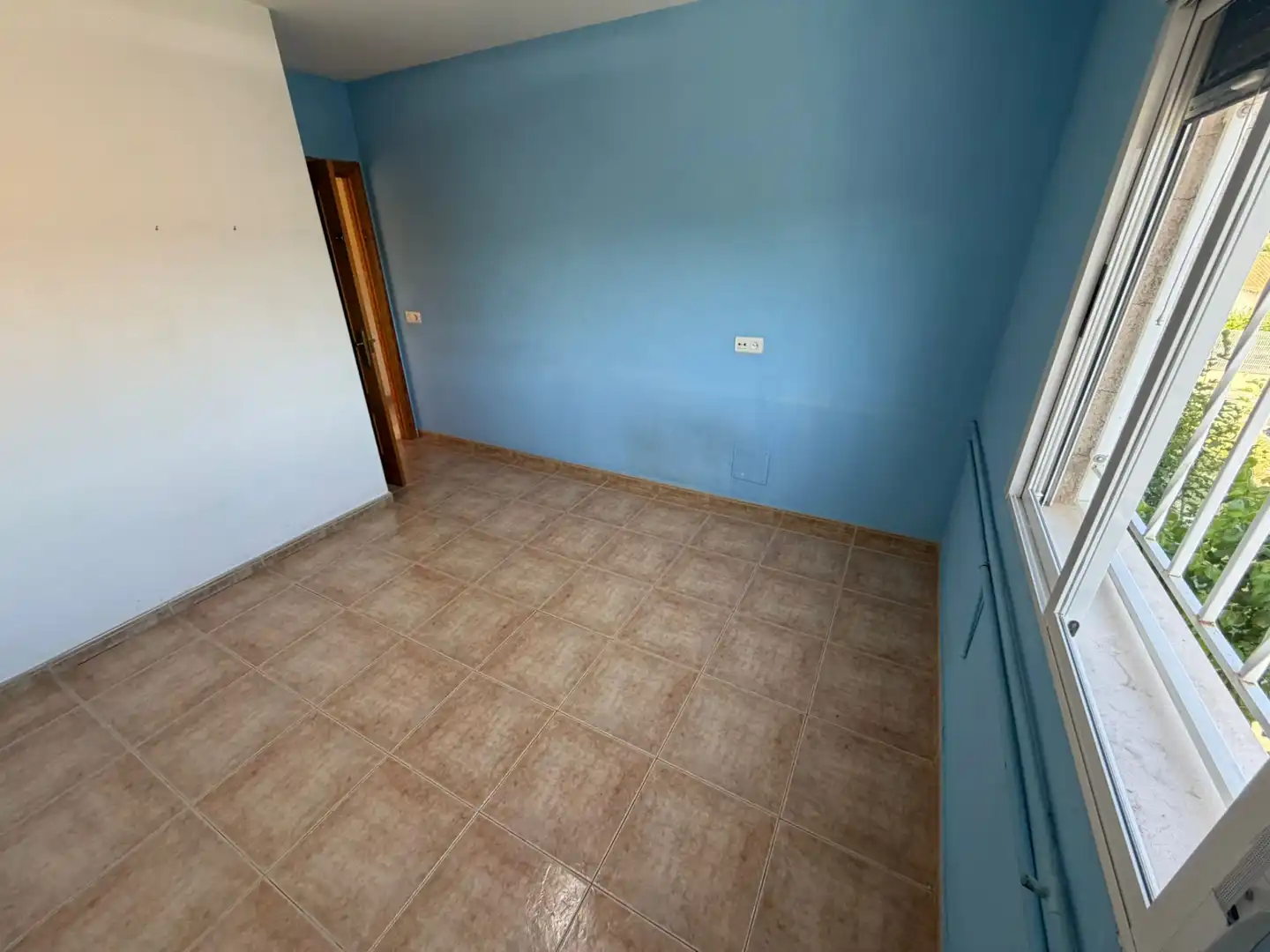 Dormitori de Casa adosada en venda en Murcia amb Terrassa, Piscina i Balcó