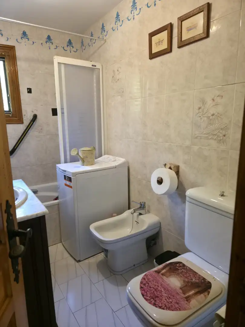 Baño de Casa o chalet en venta en Cervera de Pisuerga, Palencia
