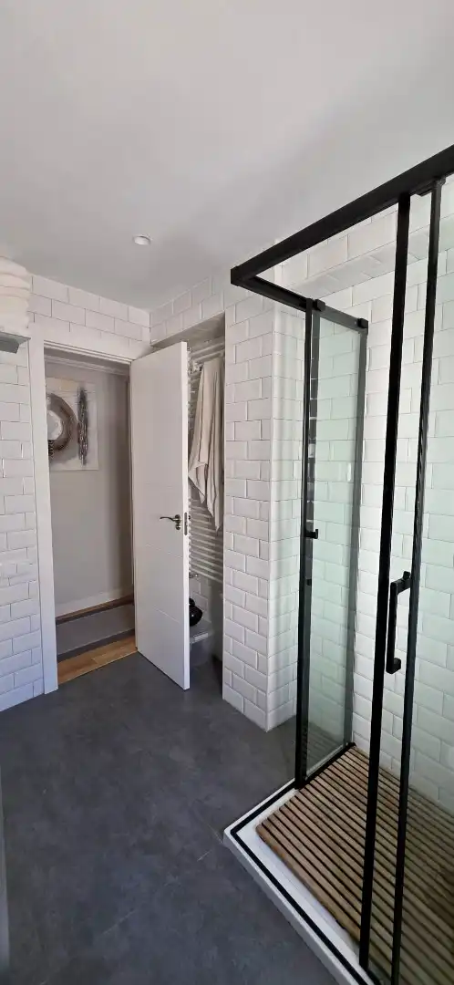 Flat with terrace for sale in Avenida Gonzalo de Berceo, imagen 8