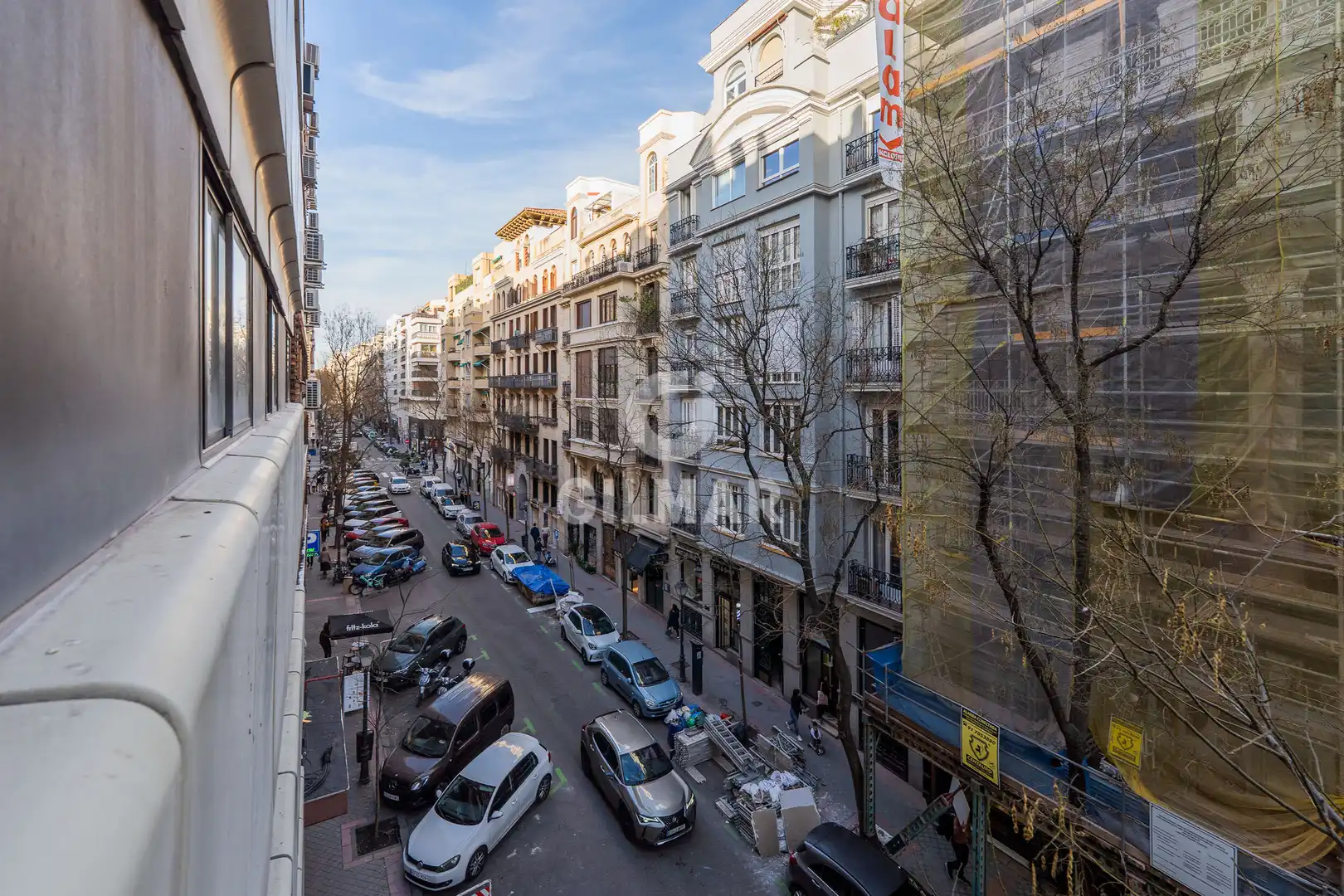 Vista exterior de Apartament en venda en Madrid amb Calefacció i Moblat