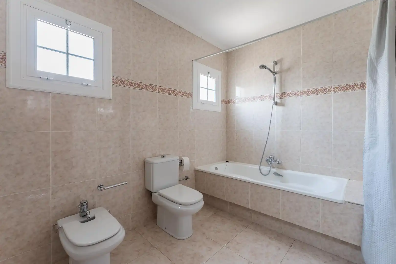 Baño de Casa o chalet en venta en Bigues i Riells del Fai con Calefacción, Jardín privado y Terraza