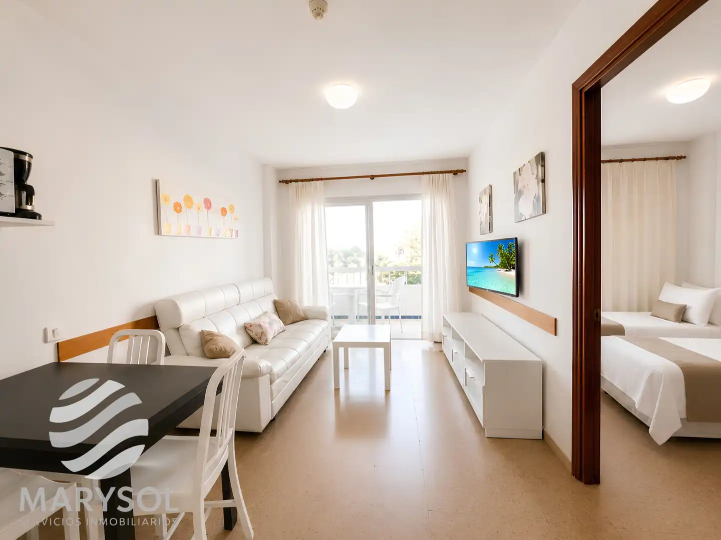 Sala d'estar de Apartament en venda en San Bartolomé de Tirajana amb Terrassa, Moblat i TV