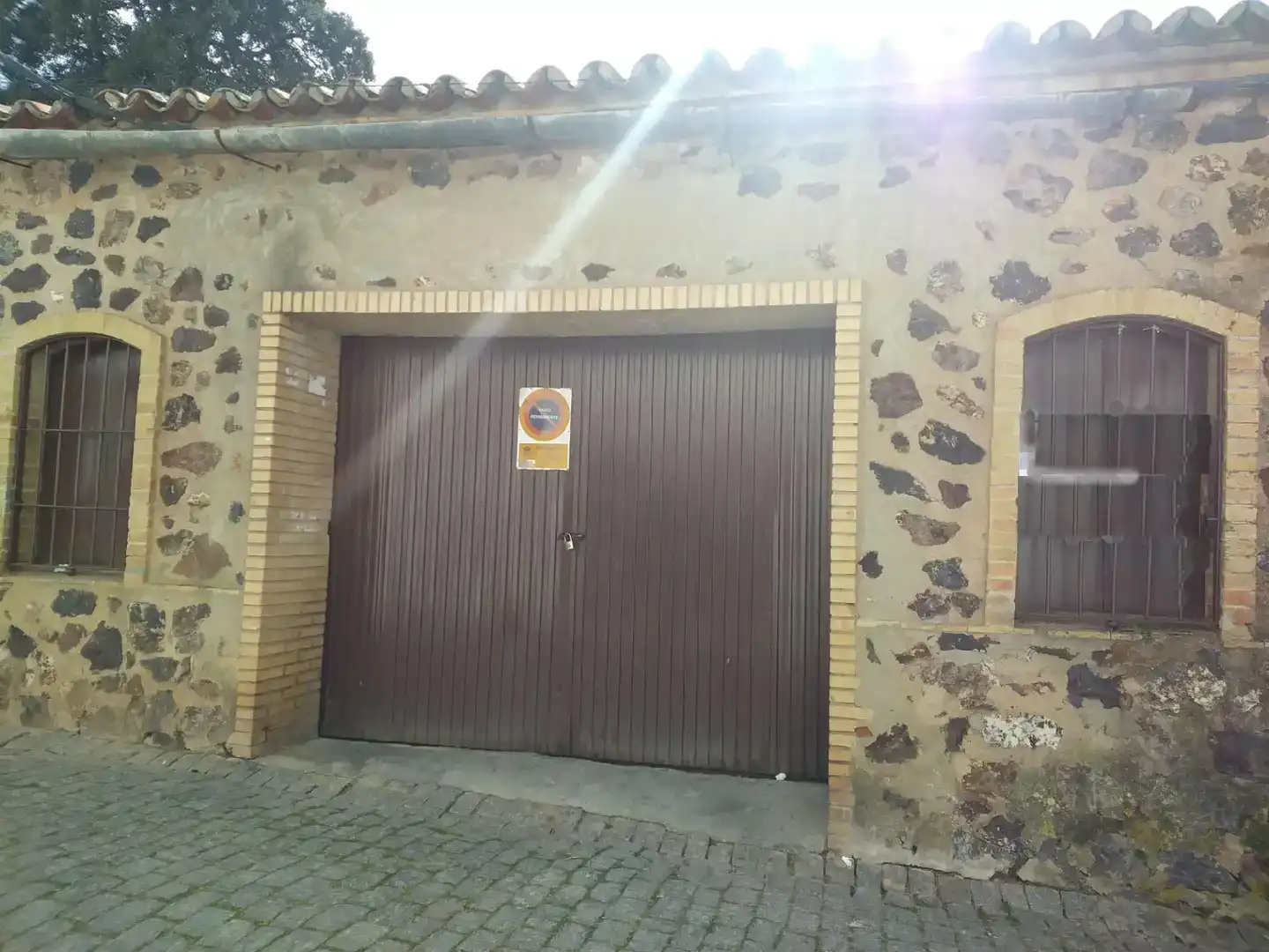 Parkplatz von Garage zum Verkauf in Calañas