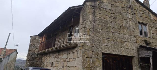 Casa-chalet en Venta en Piñor