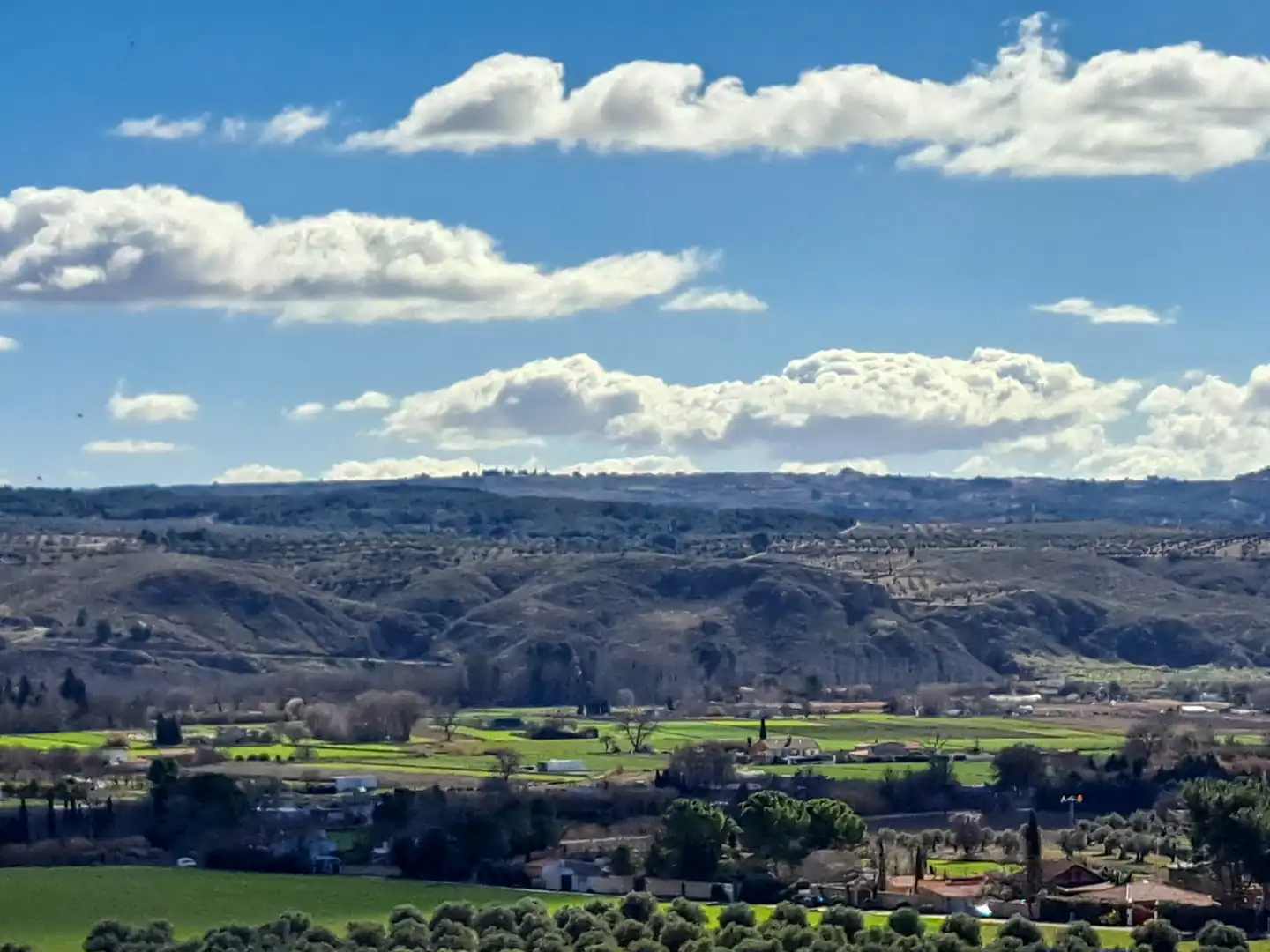 Vista exterior de Casa o xalet en venda en Chinchón amb Calefacció, Jardí privat i Terrassa