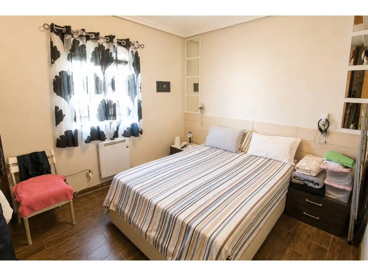 Bedroom of Flat for sale in Madrid
