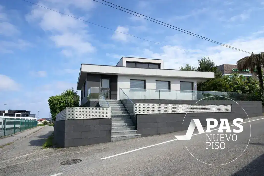 Exterior view of Houses for sale in Santander  with Heating, Private garden and Storage room