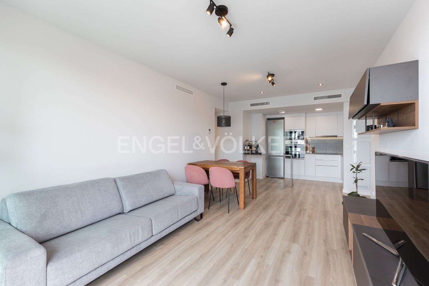 Sala d'estar de Apartament en venda en  Valencia Capital amb Aire condicionat, Calefacció i Moblat