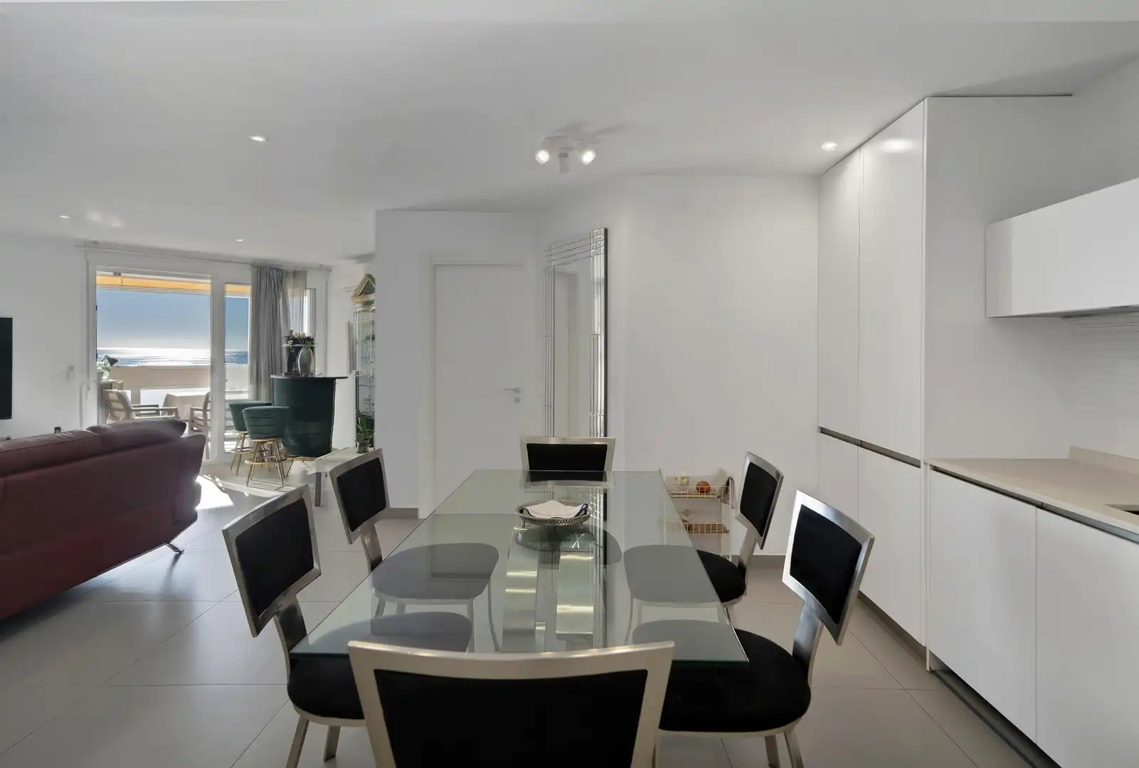Comedor de Apartamento en venta en Marbella con Calefacción, Terraza y Piscina comunitaria