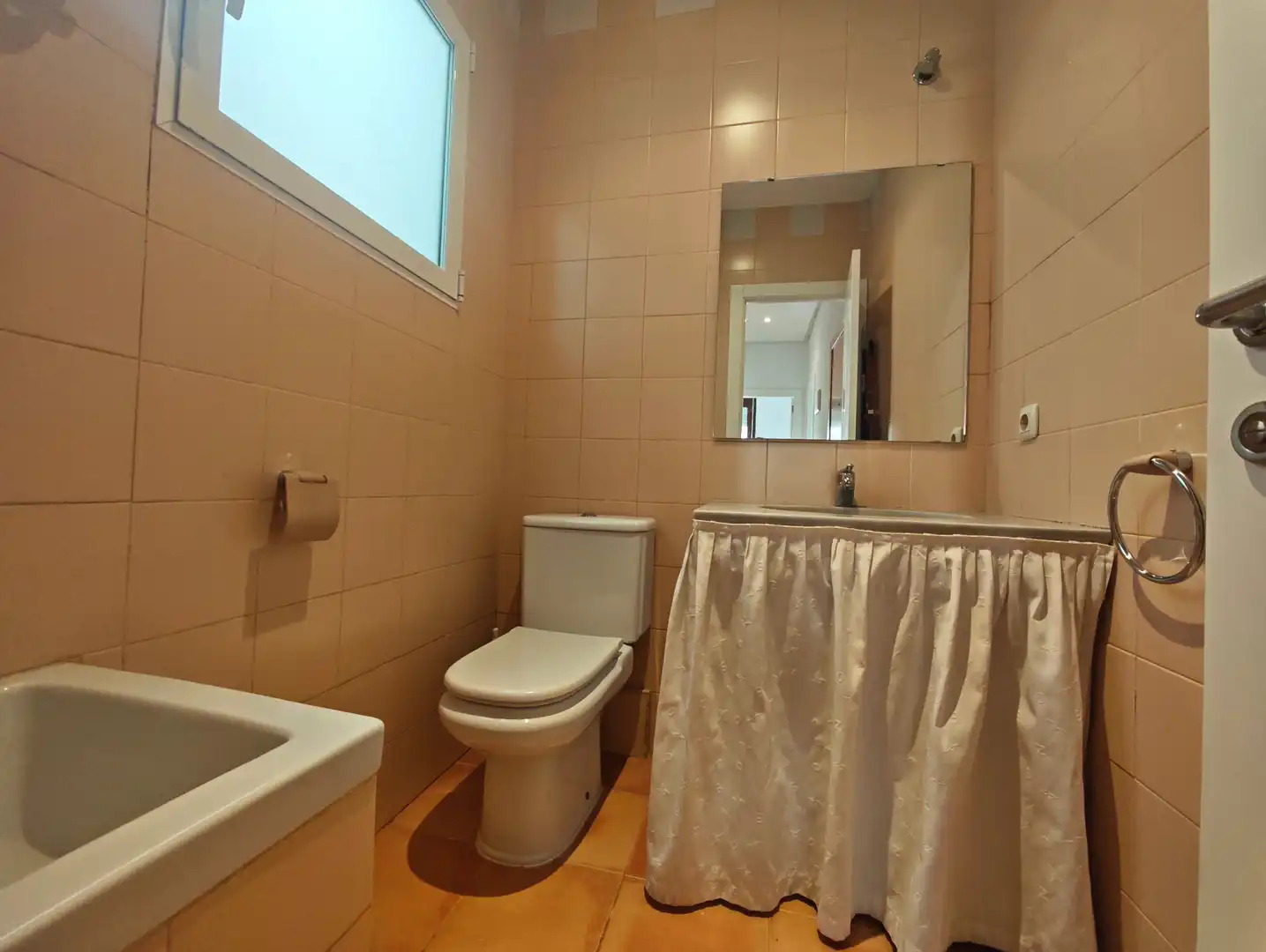 Baño de Oficina de alquiler en Ciutat Vella 
