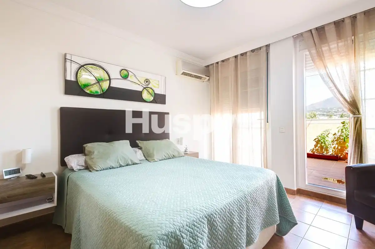 Habitación de Dúplex en venta en Marbella con Aire acondicionado, Calefacción y Terraza