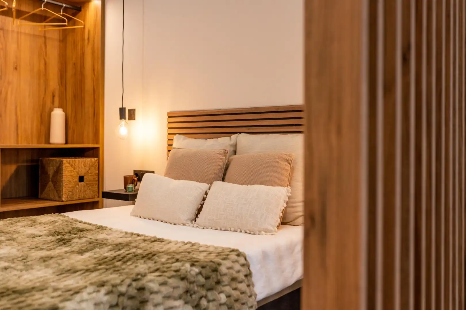 Habitación de Estudio en venta en Granada con Aire acondicionado, Calefacción y Alarma