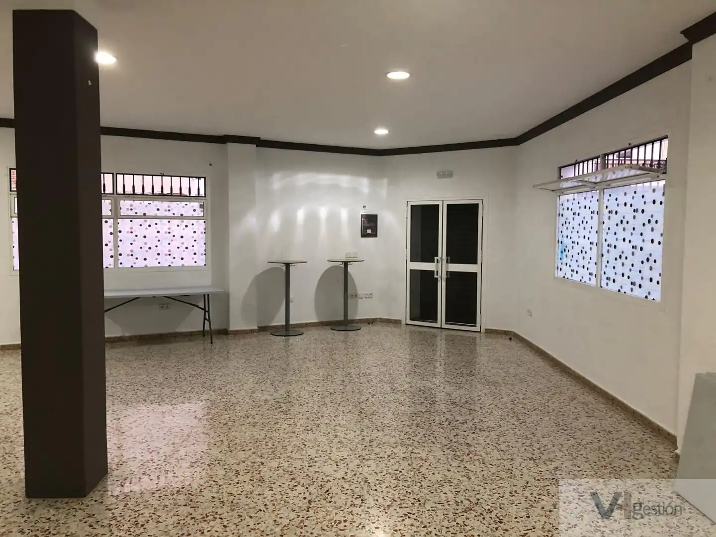 Local commercial à vendre à Villamartín, imagen 2