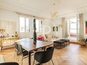 Appartamento con balcone in affitto a C.Gran Vía