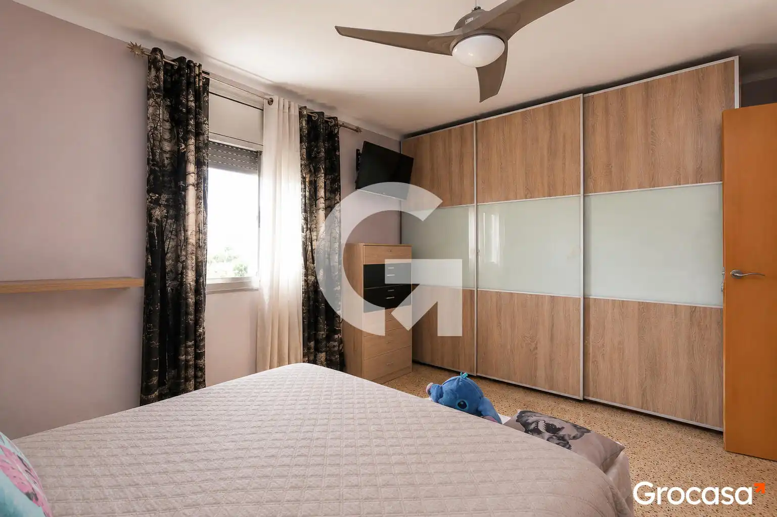 Habitación de Piso en venta en Terrassa con Aire acondicionado, Calefacción y Horno