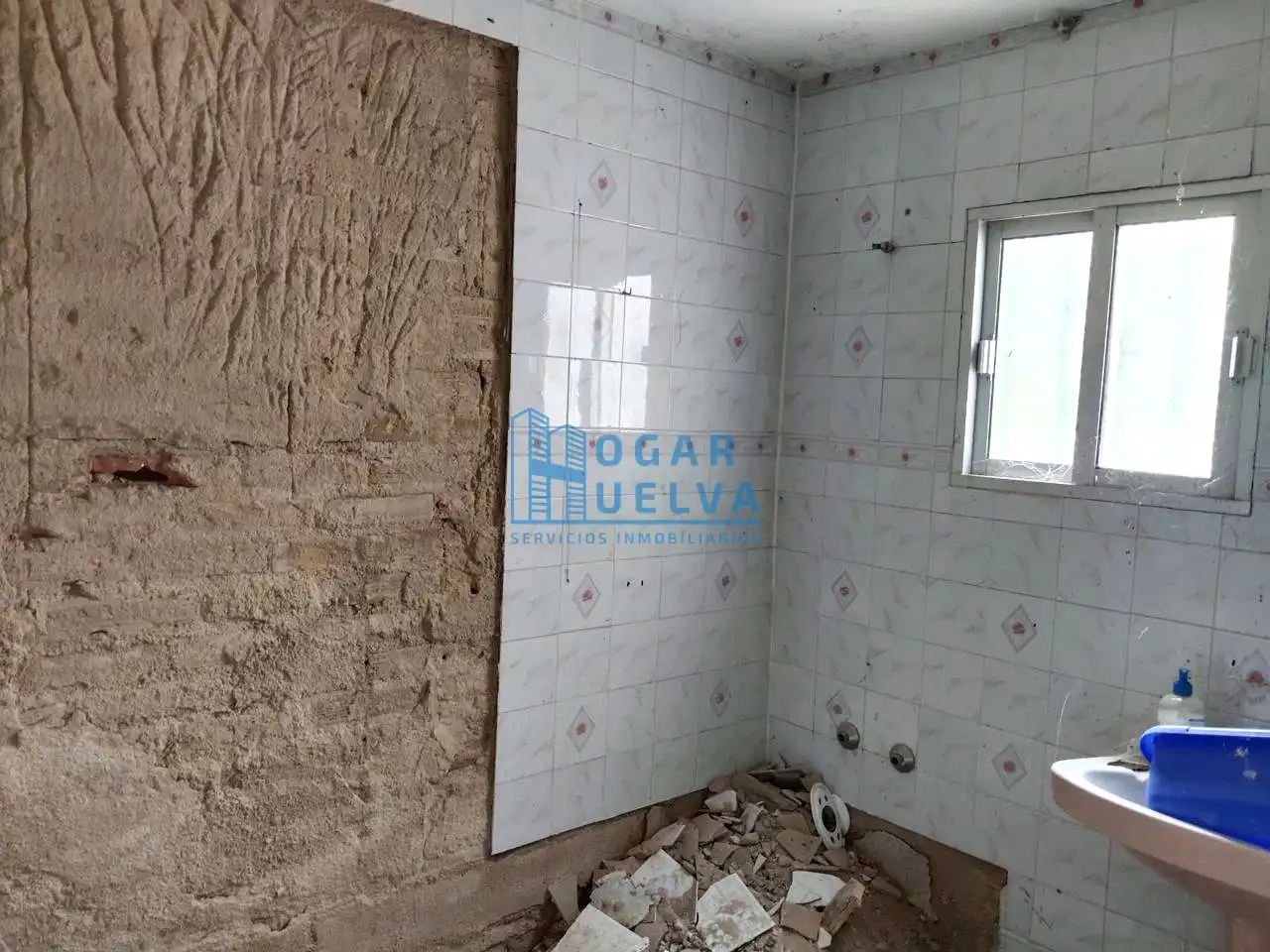 Bathroom of Houses for sale in Bonares  with Terrace