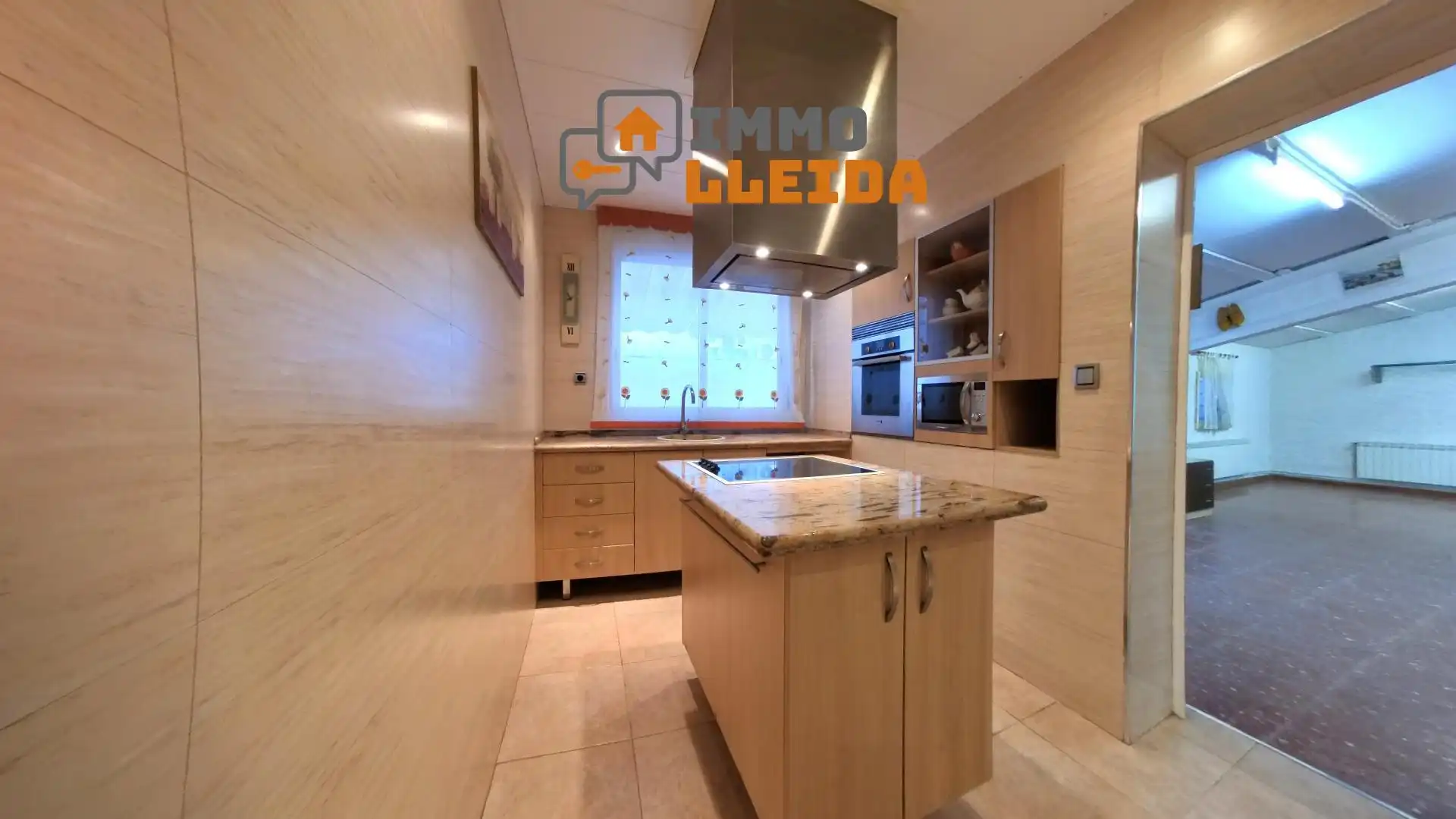 Cocina de Casa adosada en venta en Balaguer con Calefacción y Terraza