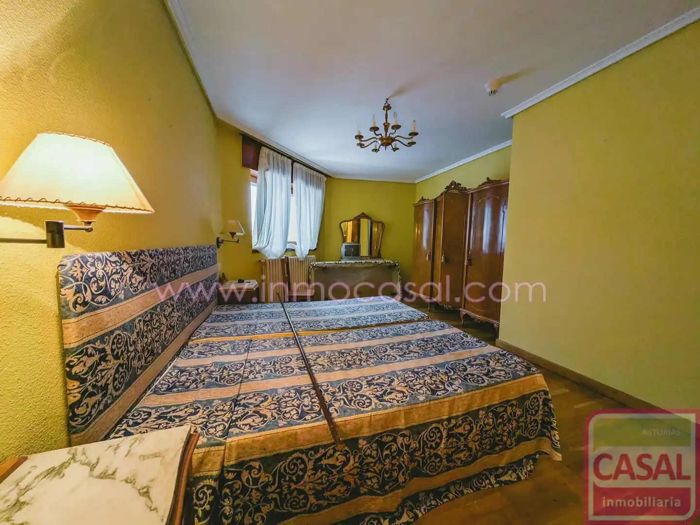 Habitación de Casa o chalet en venta en León Capital  con Calefacción, Trastero y Amueblado