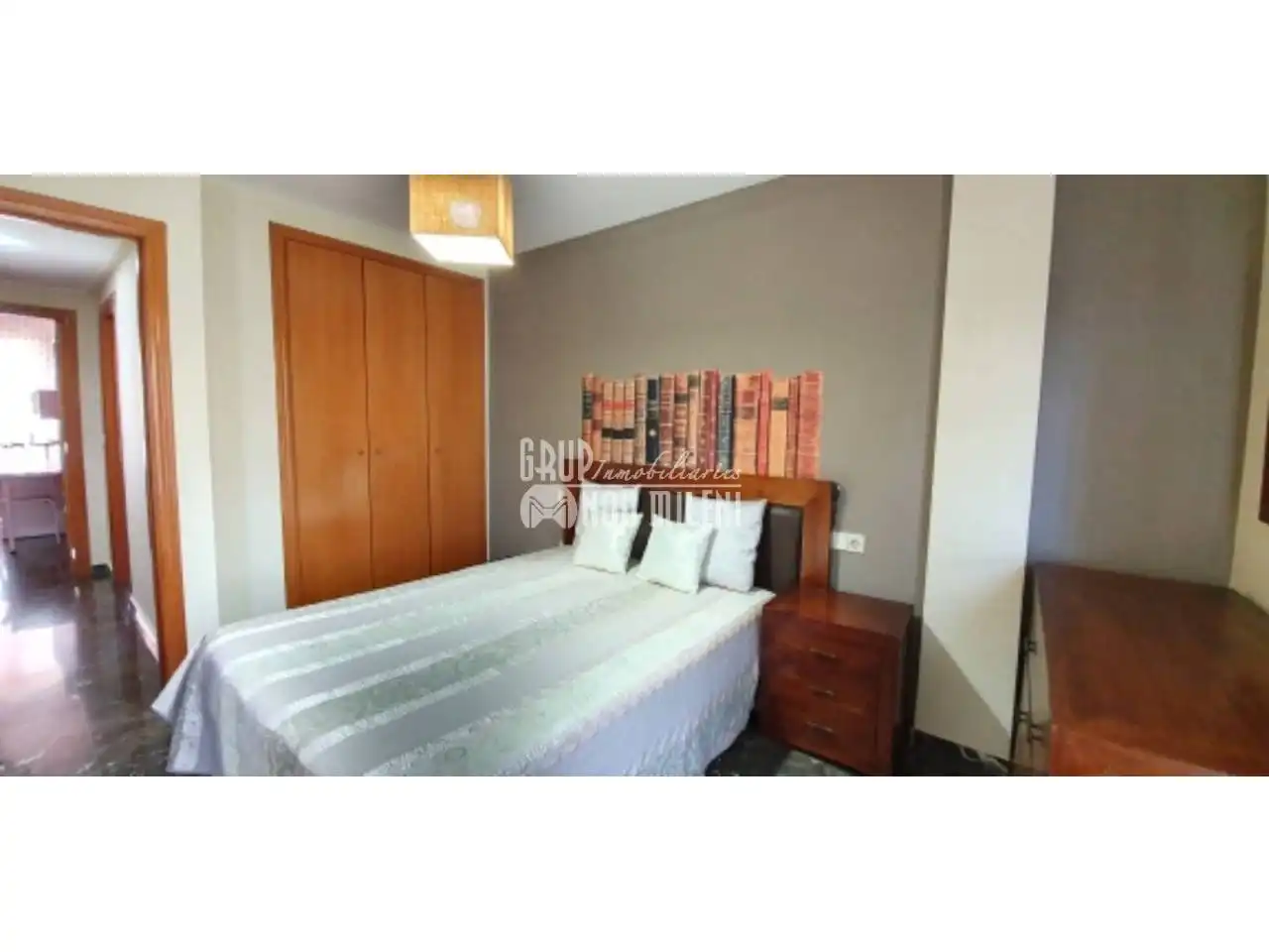 Schlafzimmer von Dachboden zur Miete in Catarroja mit Klimaanlage, Terrasse und Möbliert