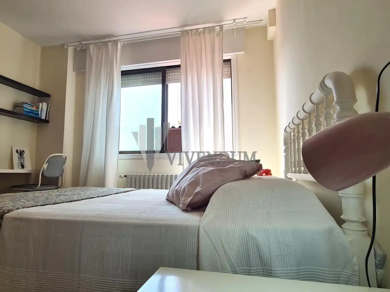 Habitación de Piso en venta en Tomiño con Calefacción, Terraza y Balcón