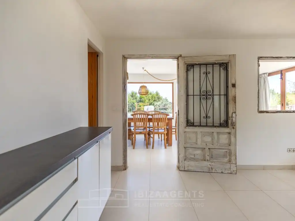 Exterior view of Houses for sale in Santa Eulària des Riu  with Air Conditioner, Terrace and TV