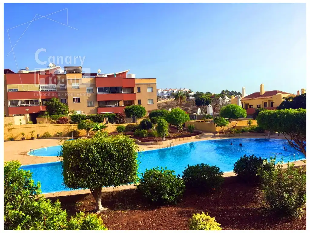 Appartamento con piscina in vendita a Calle Galicia